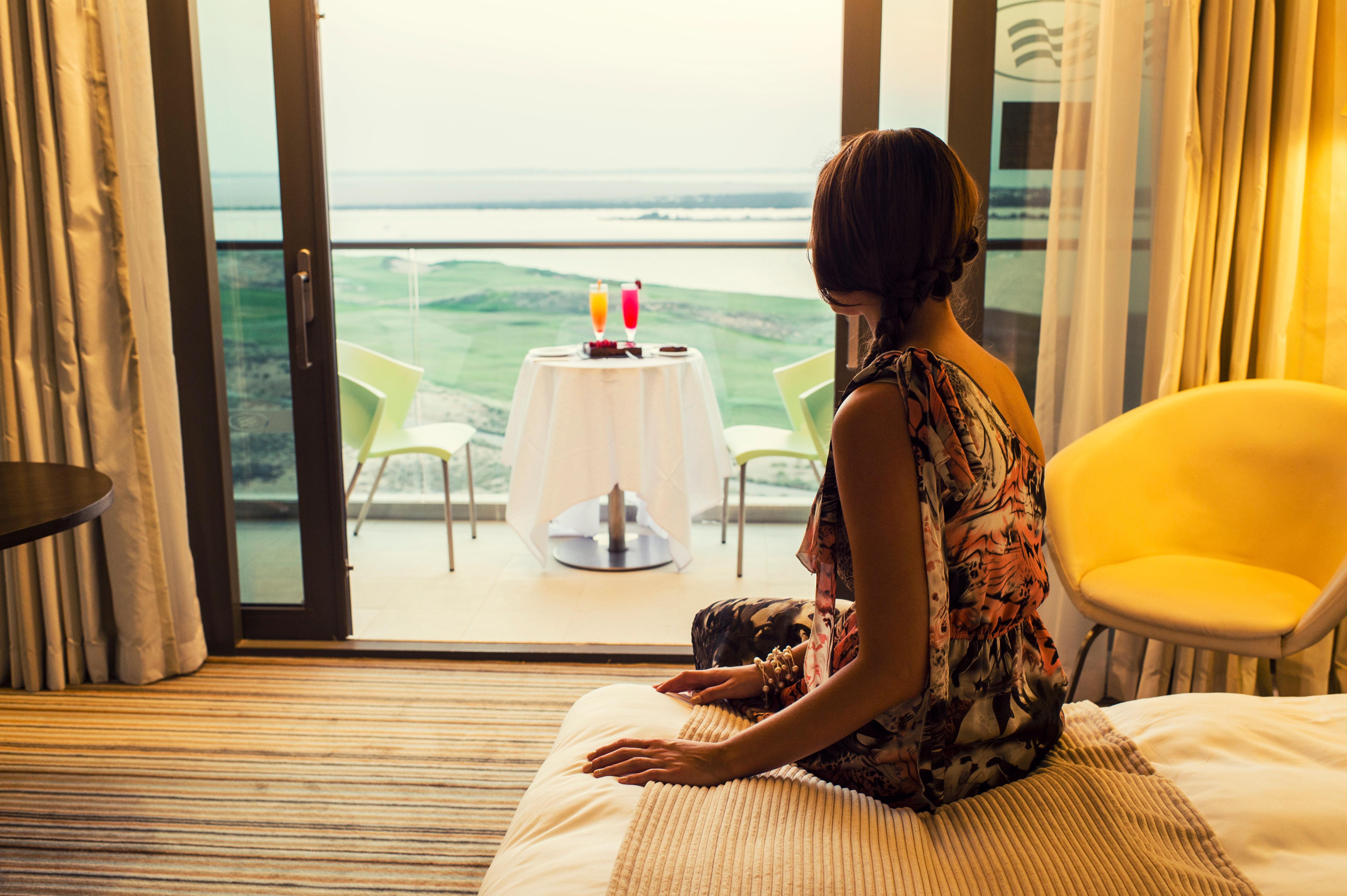 Hotel Crowne Plaza Yas Island By Ihg Abu Dhabi Esterno foto