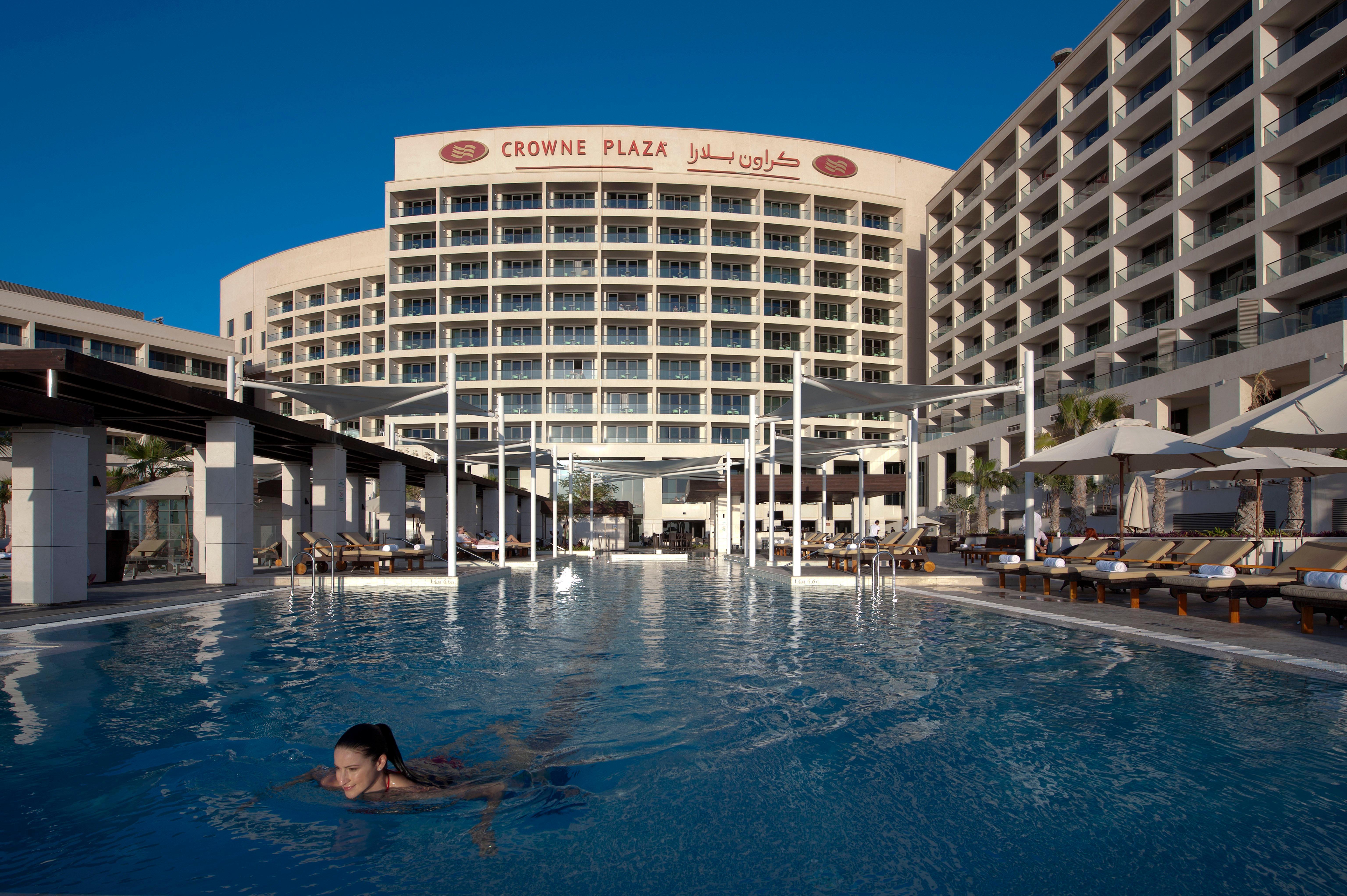 Hotel Crowne Plaza Yas Island By Ihg Abu Dhabi Esterno foto
