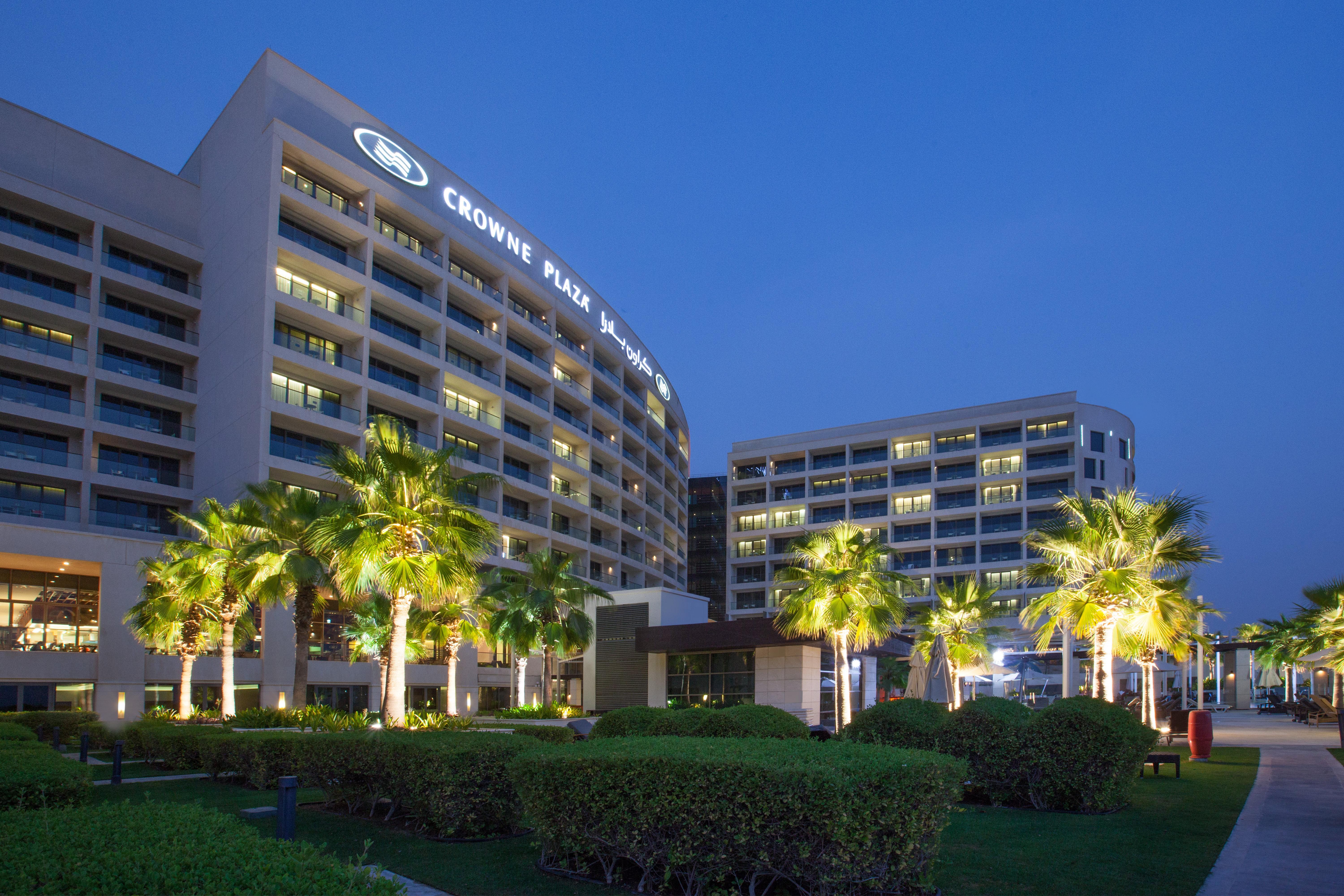 Hotel Crowne Plaza Yas Island By Ihg Abu Dhabi Esterno foto