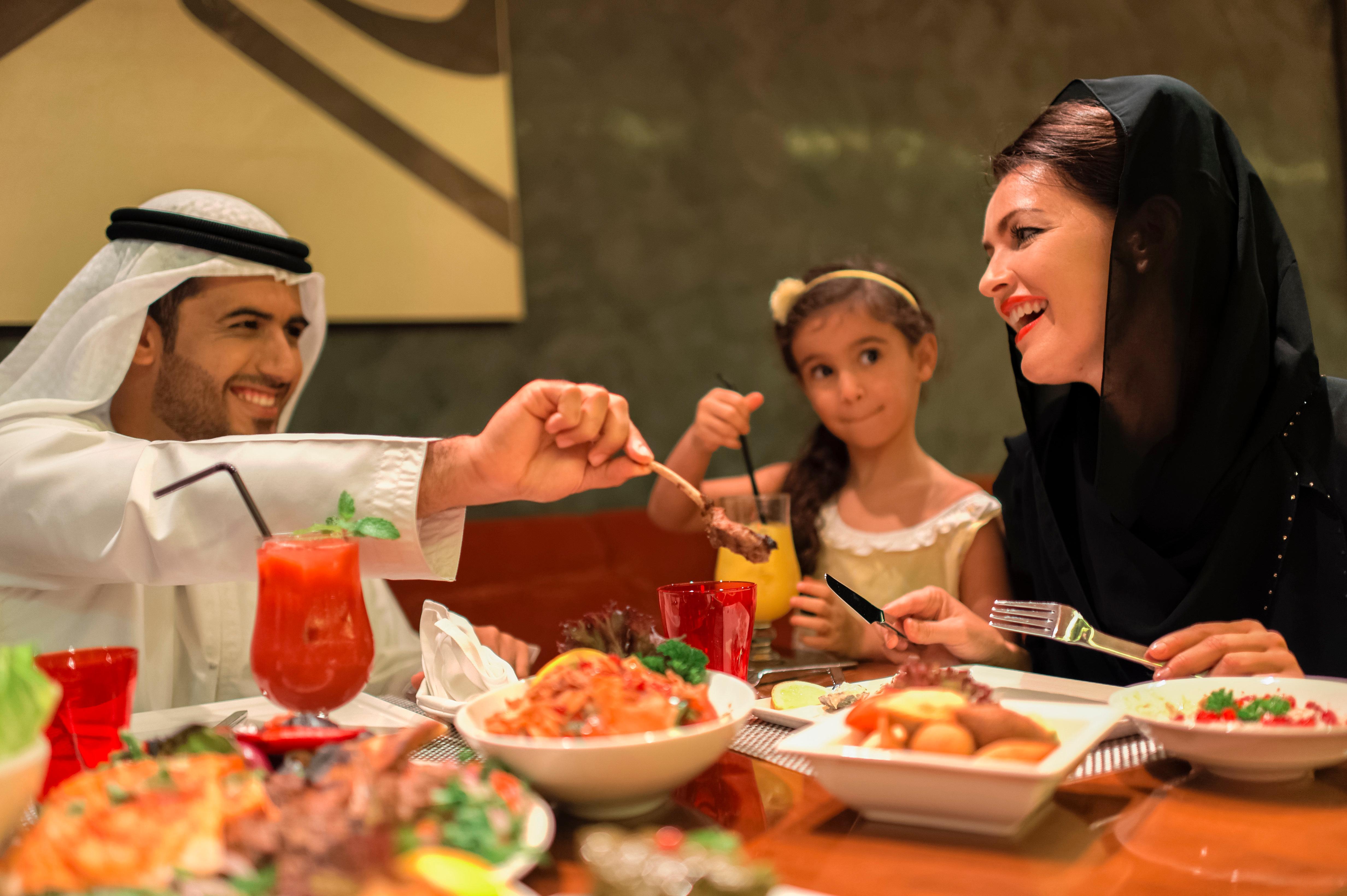 Hotel Crowne Plaza Yas Island By Ihg Abu Dhabi Esterno foto