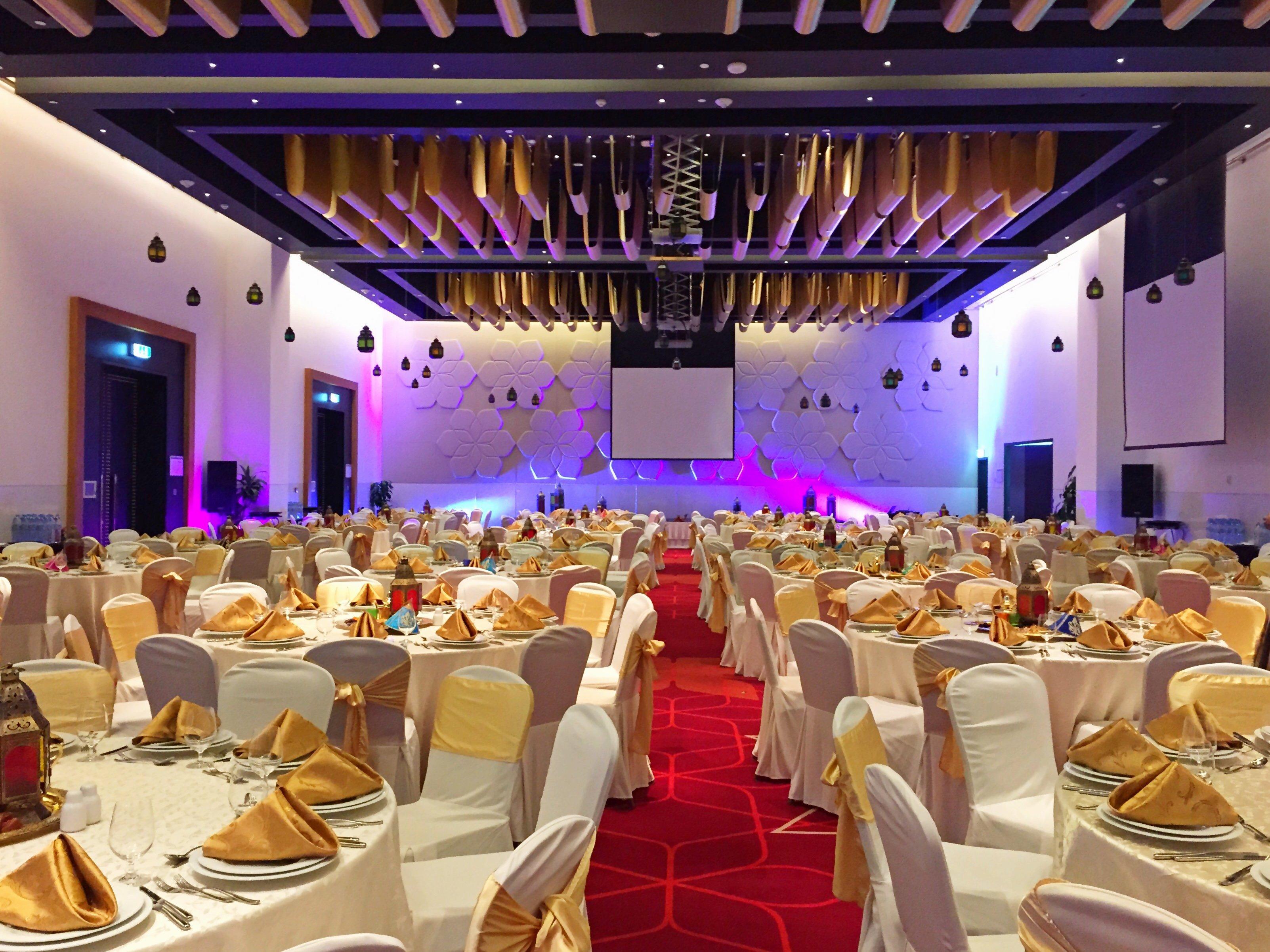 Hotel Crowne Plaza Yas Island By Ihg Abu Dhabi Esterno foto