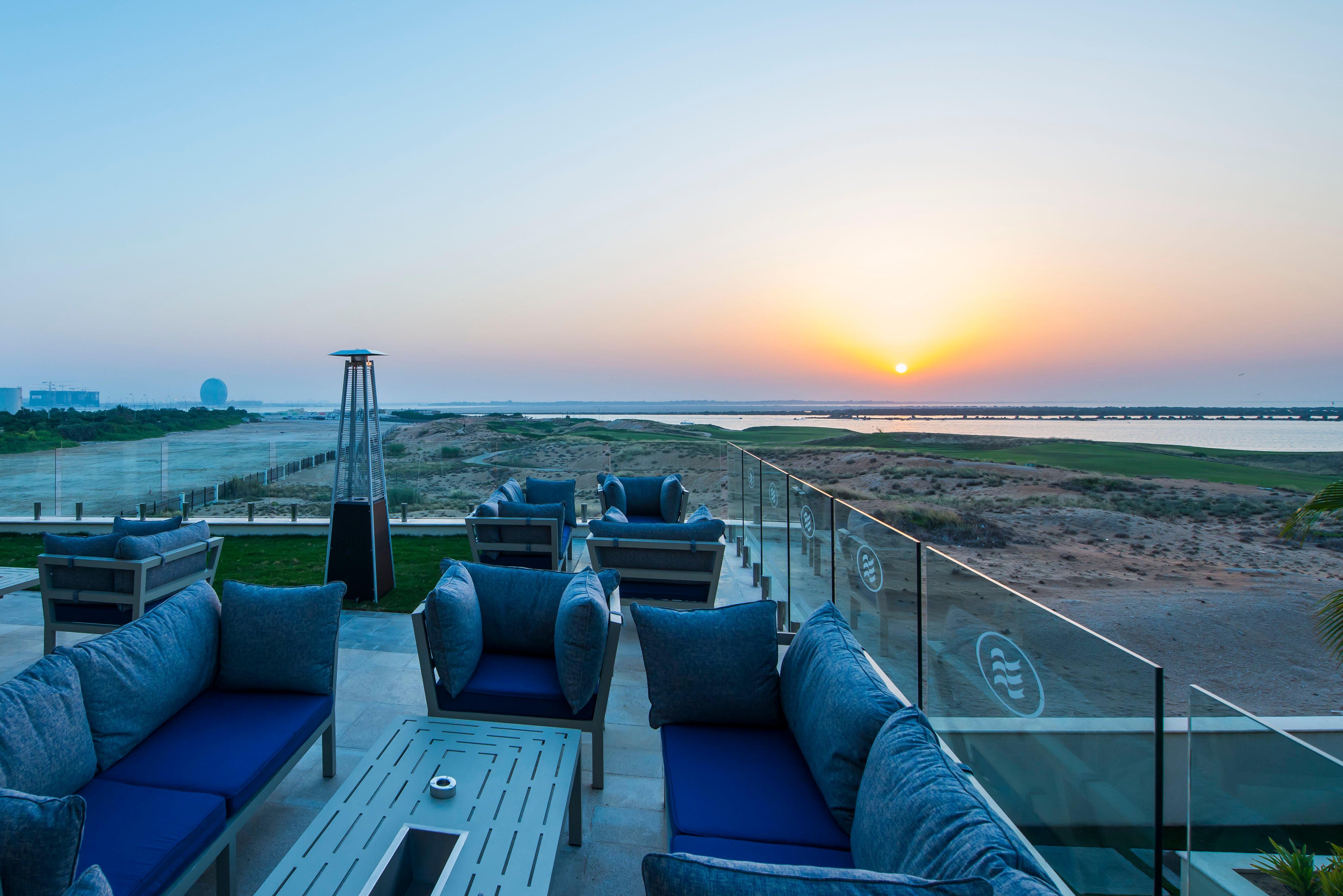 Hotel Crowne Plaza Yas Island By Ihg Abu Dhabi Esterno foto